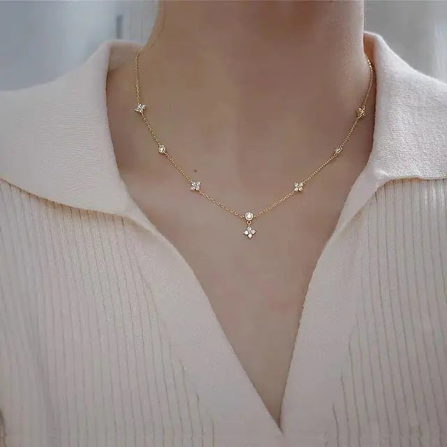 ANENJERY Four-Leaf Zircon Flower Necklace – Elegant Light Luxury Choker for Women