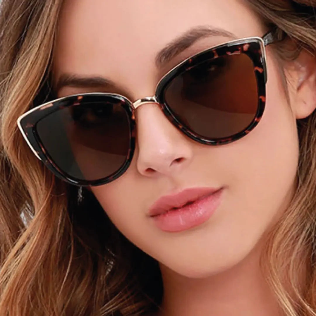 Trendy Abby Sunglasses – UV Protection & Fashionable Design