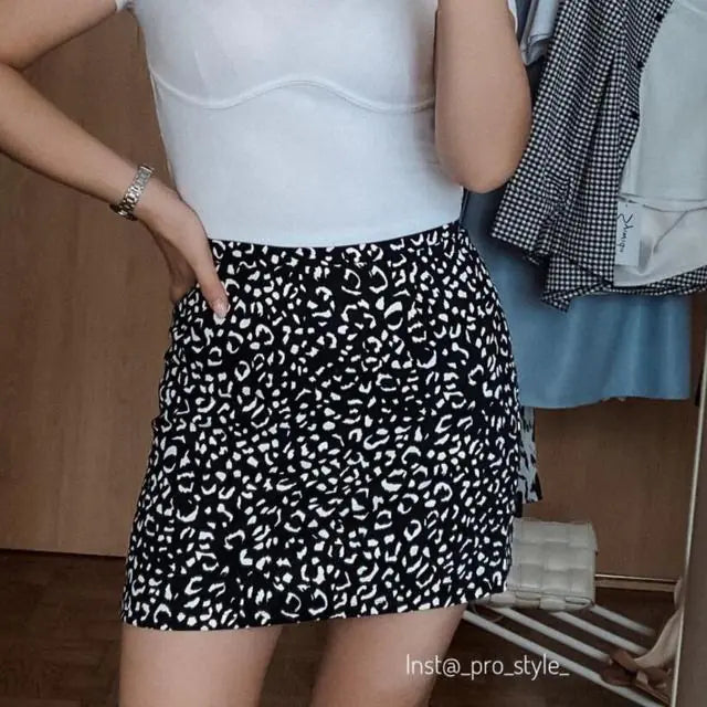 Leopard Slim Skirt